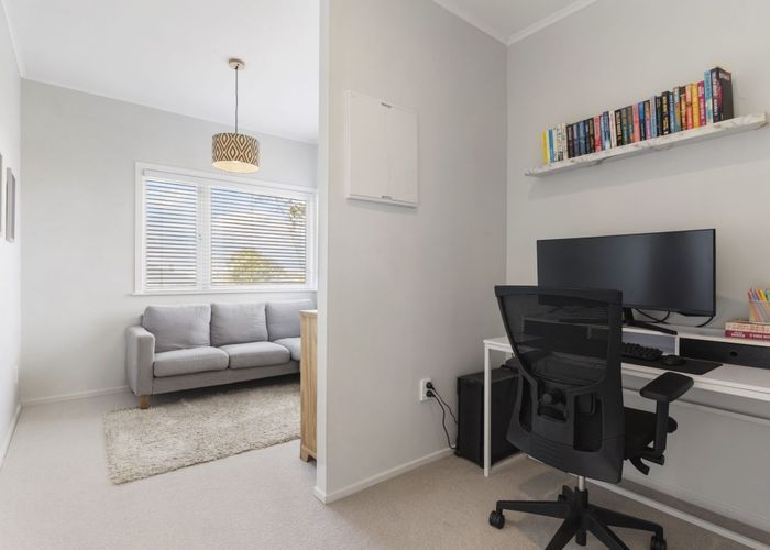  at 3/98 Kenderdine Road, Papatoetoe, Manukau City, Auckland