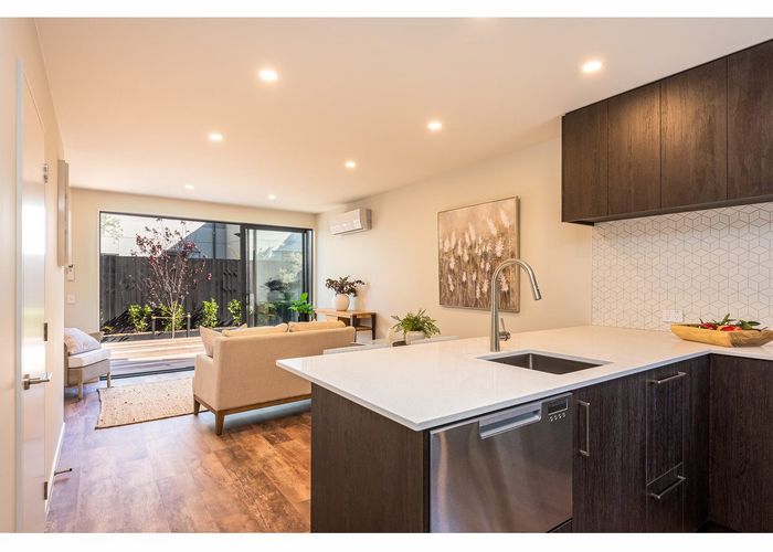  at 6/77 Deans Avenue, Riccarton, Christchurch