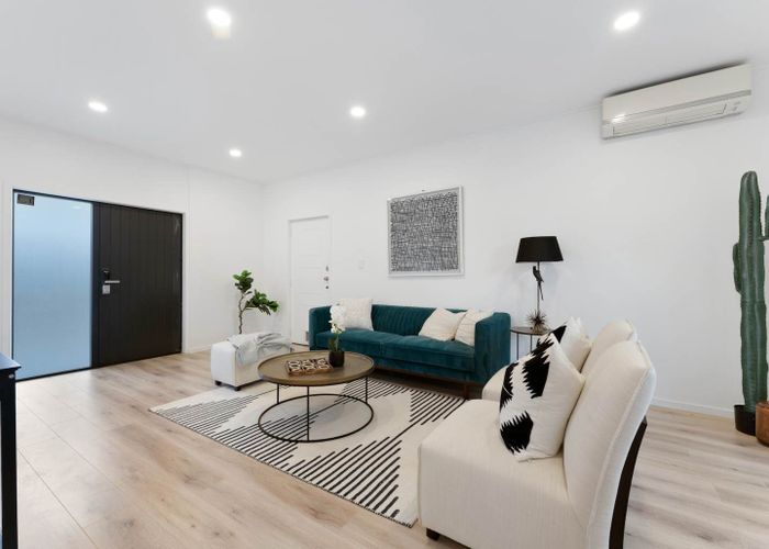  at 2/612 Beach Road, Browns Bay, North Shore City, Auckland