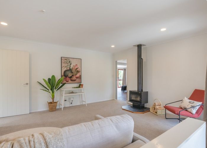  at 72 Rutherford Drive, Waikanae Beach, Waikanae