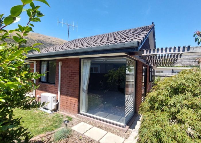  at 20 Van Asch Street, Sumner, Christchurch