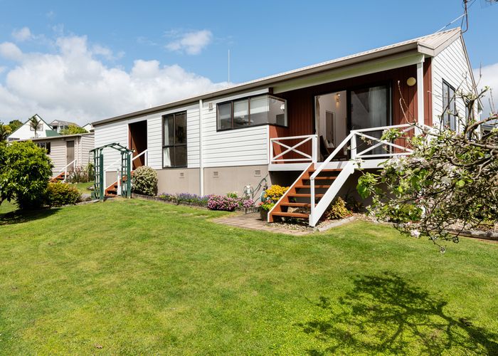  at 4 Te Arawa Place, Welcome Bay, Tauranga