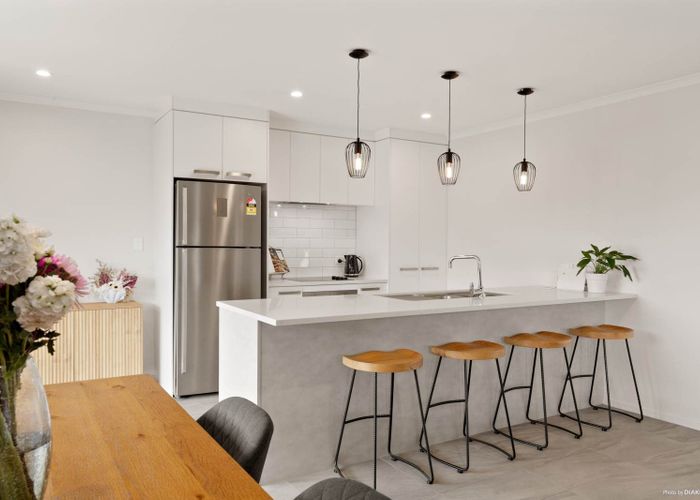  at 9 Tahuna Minhinnick DR, Glenbrook, Glenbrook