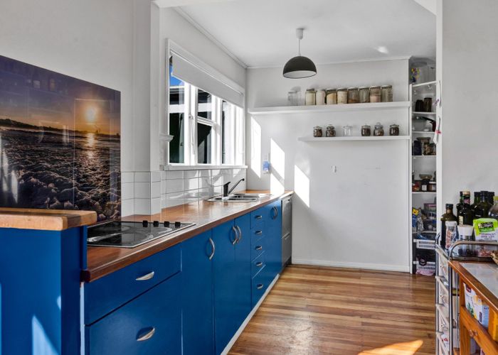  at 10 Cook Street, Marfell, New Plymouth