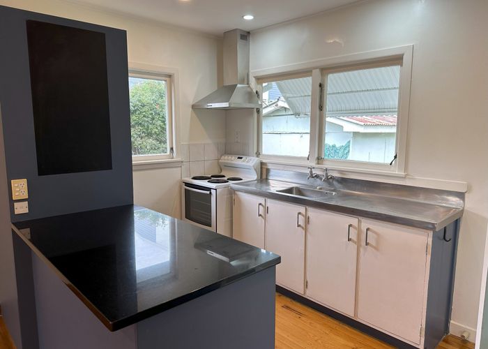  at 220a Captain Springs Road, Onehunga, Auckland City, Auckland