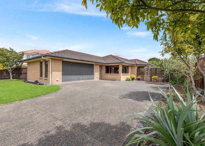  at 13 Duntrune Road, Flat Bush, Auckland