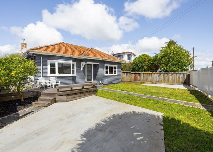  at 10 Dudley Terrace, Frankton, Hamilton