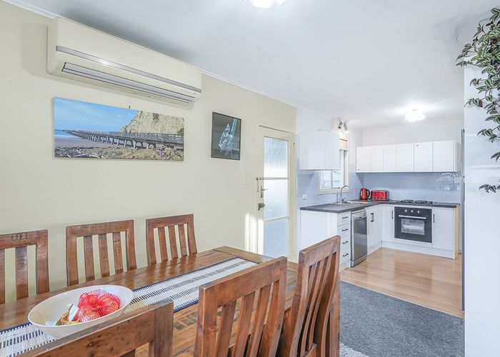  at 4 Totara Drive, Saint Andrews, Hamilton, Waikato