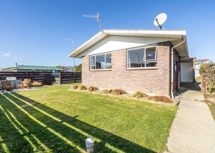  at 54 Paisley Street, Kew, Invercargill