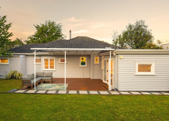  at 4 Kakanui Avenue, Hillcrest, Hamilton, Waikato