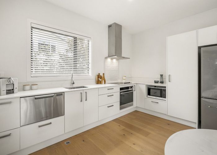  at 6 Studholme Street, Point Chevalier, Auckland City, Auckland
