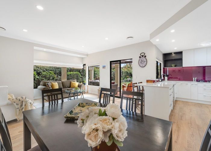  at 124 Golfland Drive, Golflands, Manukau City, Auckland