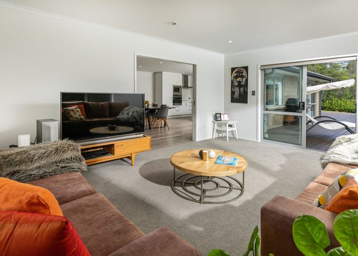  at 60 Upper Harbour Drive, Greenhithe, Auckland
