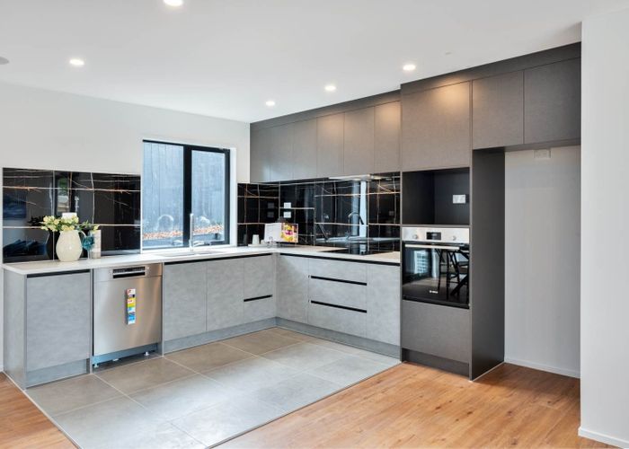  at 43F Bodi Place, Te Atatu South, Waitakere City, Auckland