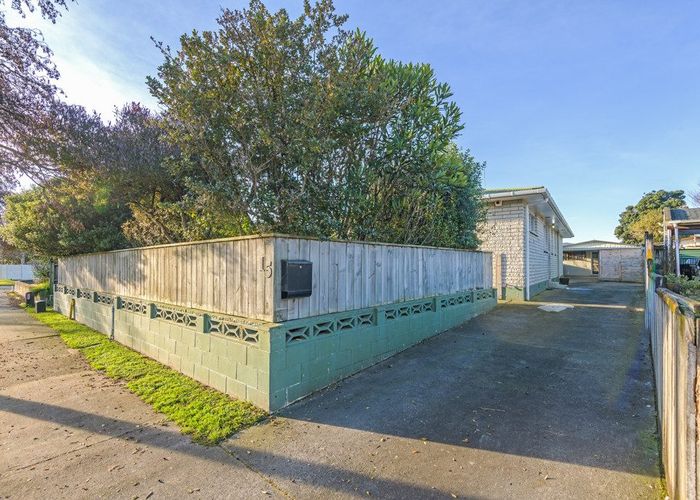  at 15 Acacia Street, Kelvin Grove, Palmerston North, Manawatu / Whanganui