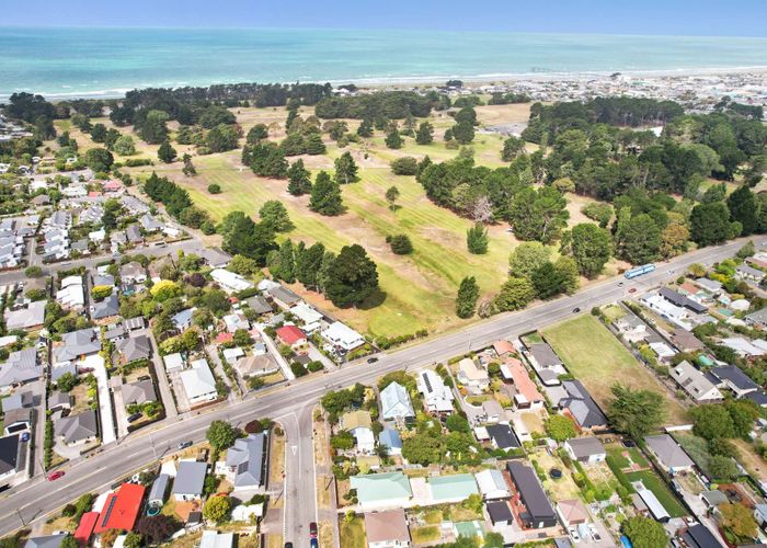  at 9 Dennitt Street, New Brighton, Christchurch