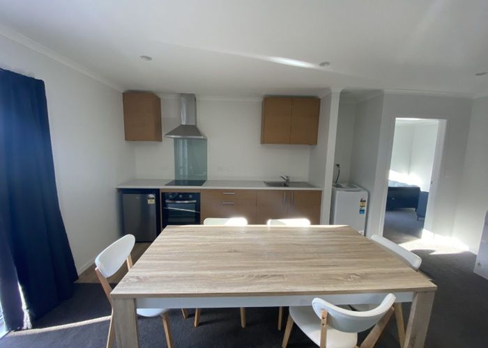  at 3/5 Mount View Road (Room D), Melville, Hamilton, Waikato