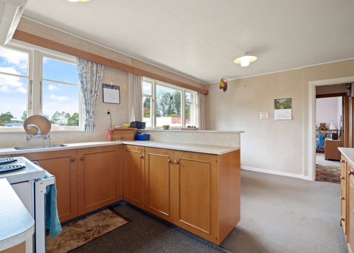  at 6 Bellona Lane, Fairfield, Dunedin