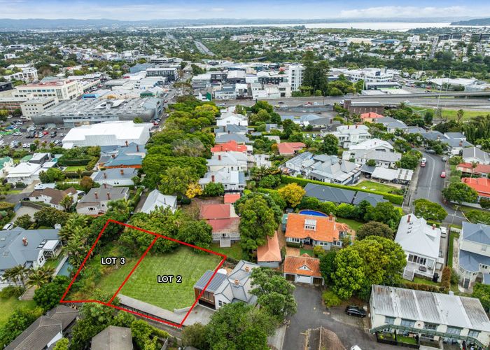  at 2/5 and 3/5 Edenvale Park Road, Mount Eden, Auckland City, Auckland