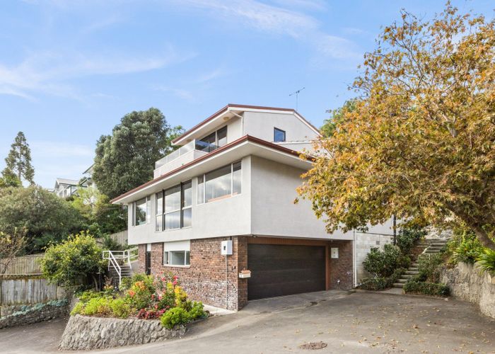  at 8 Denholm Road, Hospital Hill, Napier