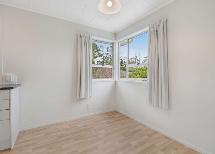  at 18 Regency Place, Sunnynook, North Shore City, Auckland