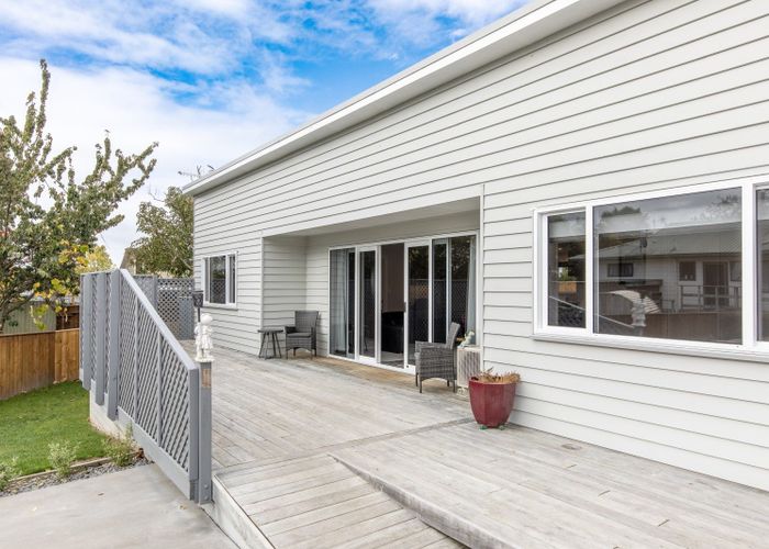  at 11B Holyrood Terrace, Waipukurau