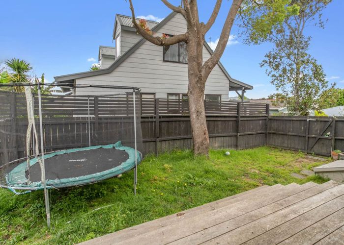  at 1/107 Huia Road, Point Chevalier, Auckland City, Auckland