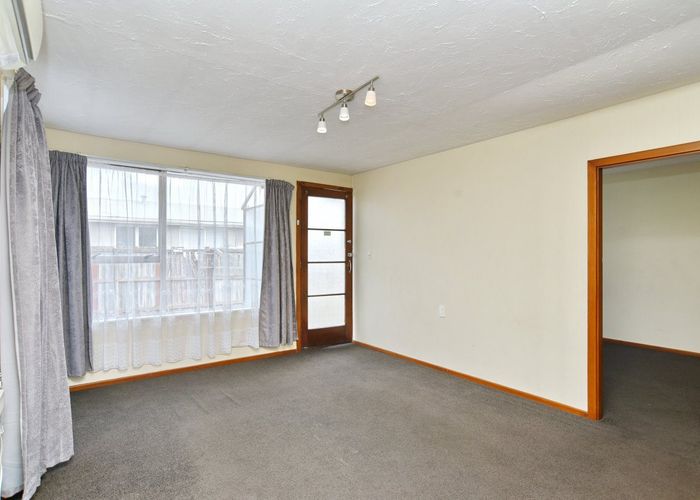  at 2/560 Hereford Street, Linwood, Christchurch