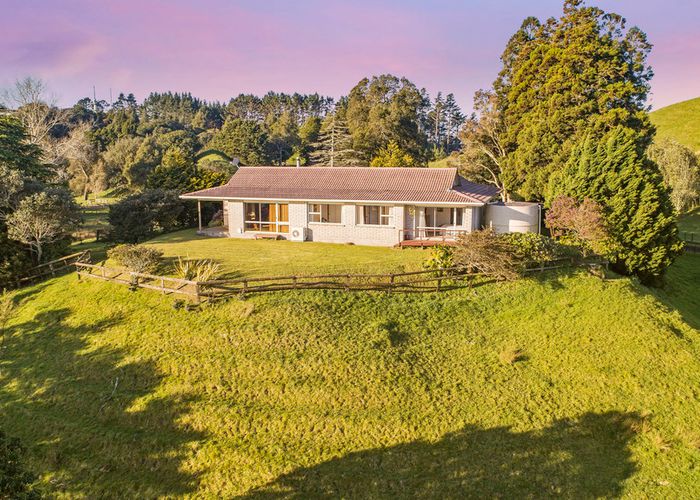  at 164 Mill Road, Manurewa