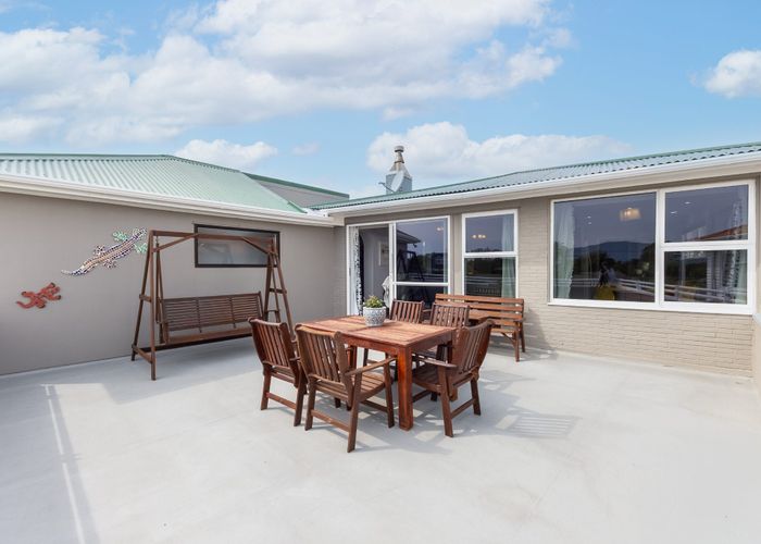  at 44 Gray Avenue, Paraparaumu Beach, Kapiti Coast, Wellington