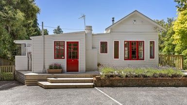  at 219 Middleton Road, Churton Park, Wellington
