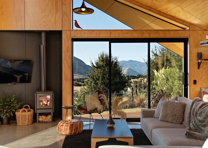  at 14 Caithness Court, Jacks Point, Queenstown-Lakes, Otago