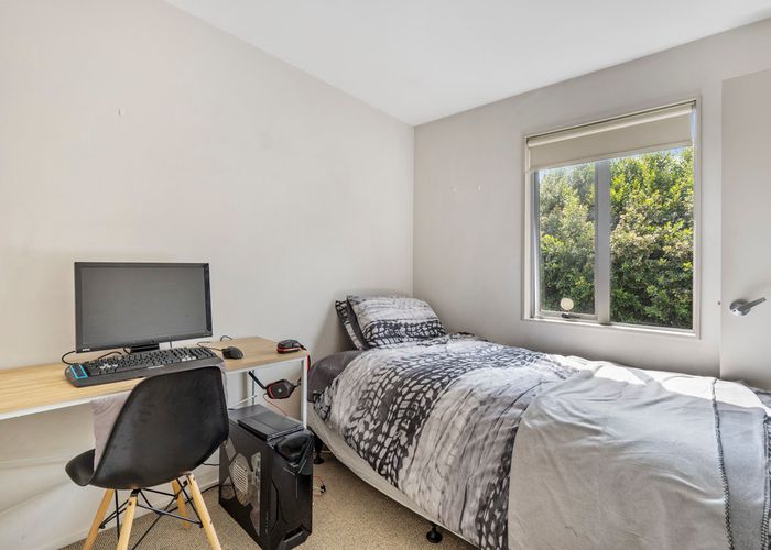  at 7/33 School Road, Kingsland, Auckland