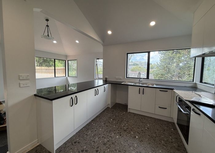  at 70A Carlisle Road, Browns Bay, North Shore City, Auckland