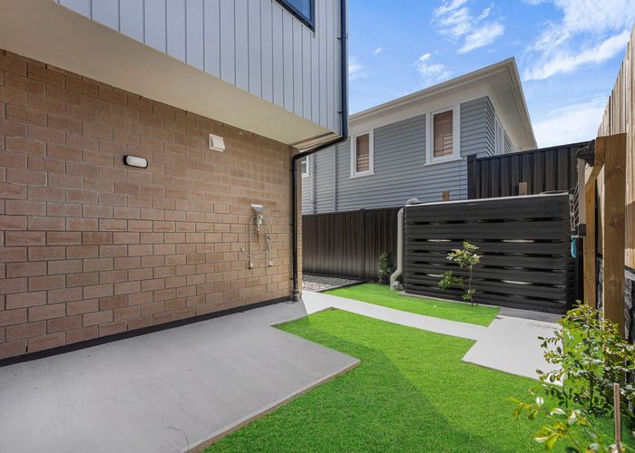  at Weymouth, Manukau City, Auckland