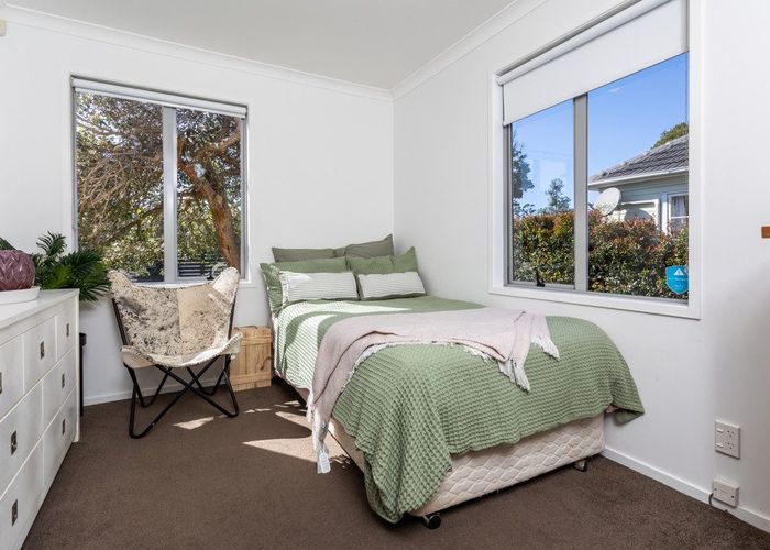  at 37 Gifford Avenue, Wesley, Auckland
