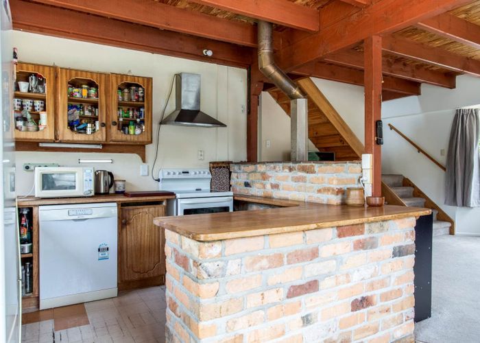  at 14a South Lynn Road, Titirangi, Waitakere City, Auckland