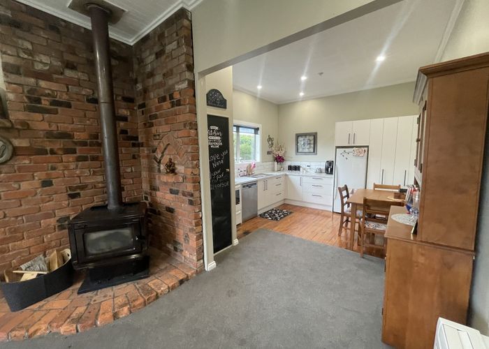  at 9 Drumclog Street, Balclutha