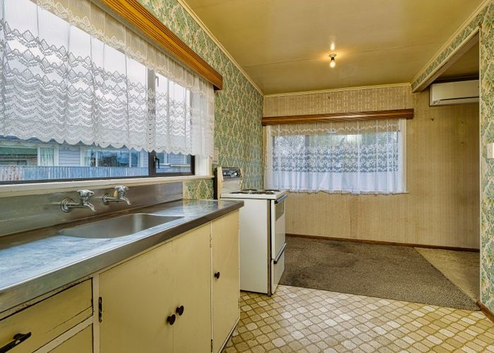  at 8 Blenheim Street, Taradale, Napier