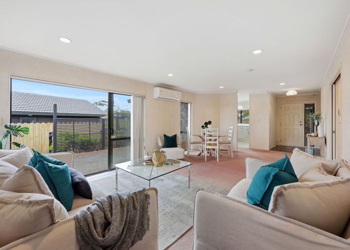  at 76 Burswood Drive, Burswood, Manukau City, Auckland