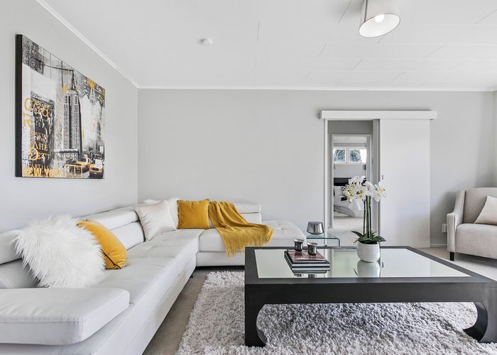  at 27 Woburn Street, Mangere East, Auckland