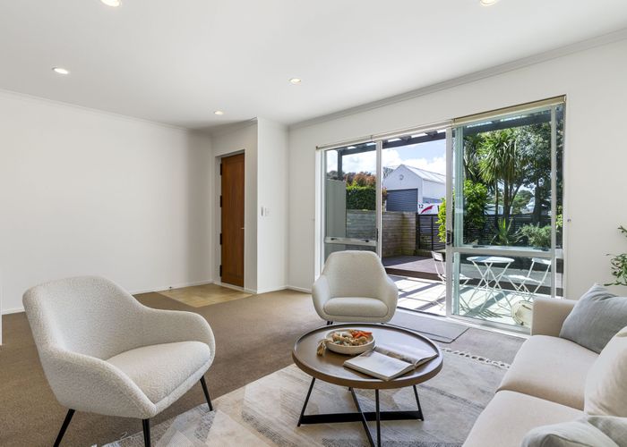  at 9X Clearwater Cove, West Harbour, Waitakere City, Auckland