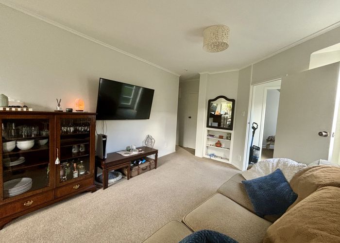  at 1/11 Taipari Road, Te Atatu Peninsula, Waitakere City, Auckland