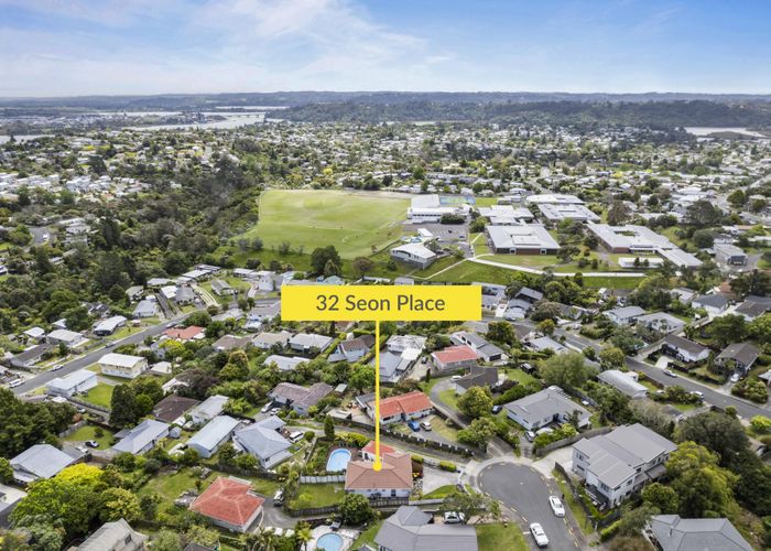  at 32 Seon Place, Birkdale, Auckland