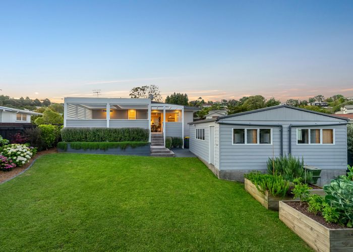  at 19 Betsland Crescent, Hillcrest, Auckland
