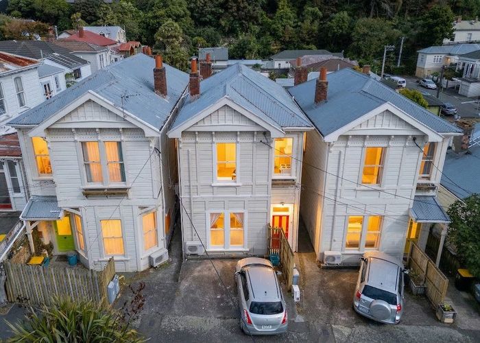  at 72-76 Tasman Street, Mount Cook, Wellington, Wellington