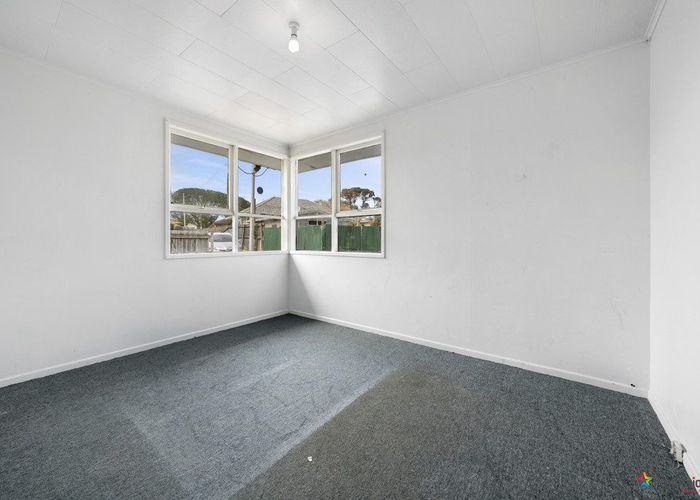  at 531 Massey Road, Mangere, Auckland