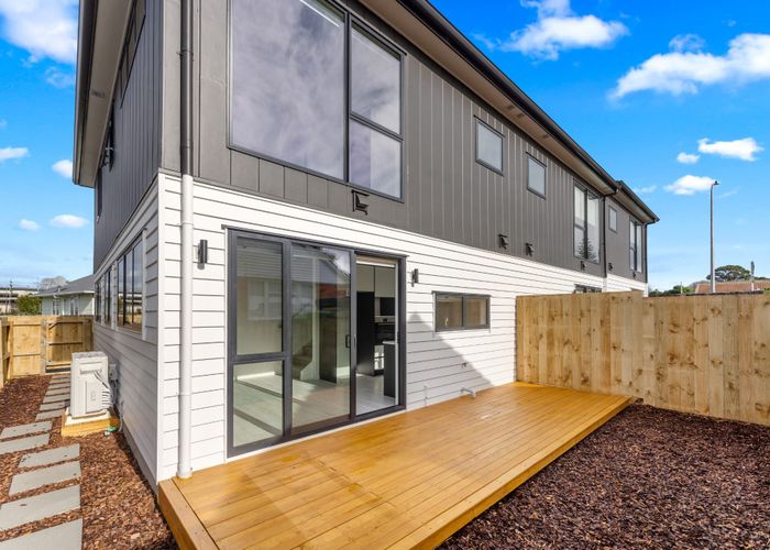  at 12A Pirangi Street, Point England, Auckland City, Auckland