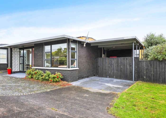  at 3/132 Onewa Road, Northcote, North Shore City, Auckland