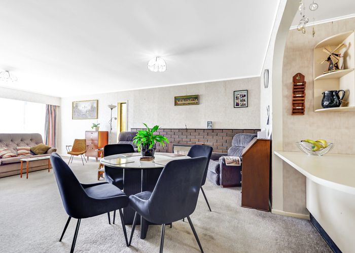  at 22 Glenview Terrace, Glenview, Hamilton